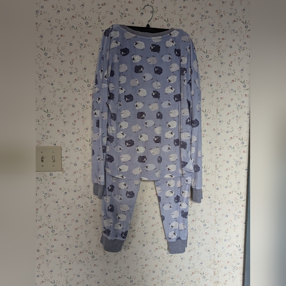 💙 🩶 Cuddl Duds Pajamas Sheep Print Super Soft Sleepover Pajama Party - Picture 4 of 11